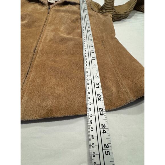 A.M.I. Suede Leather Jacket - Picture 7 of 8